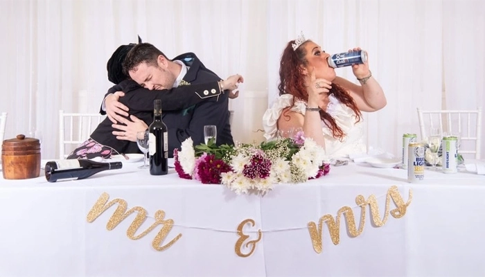 Wedding Party Hook